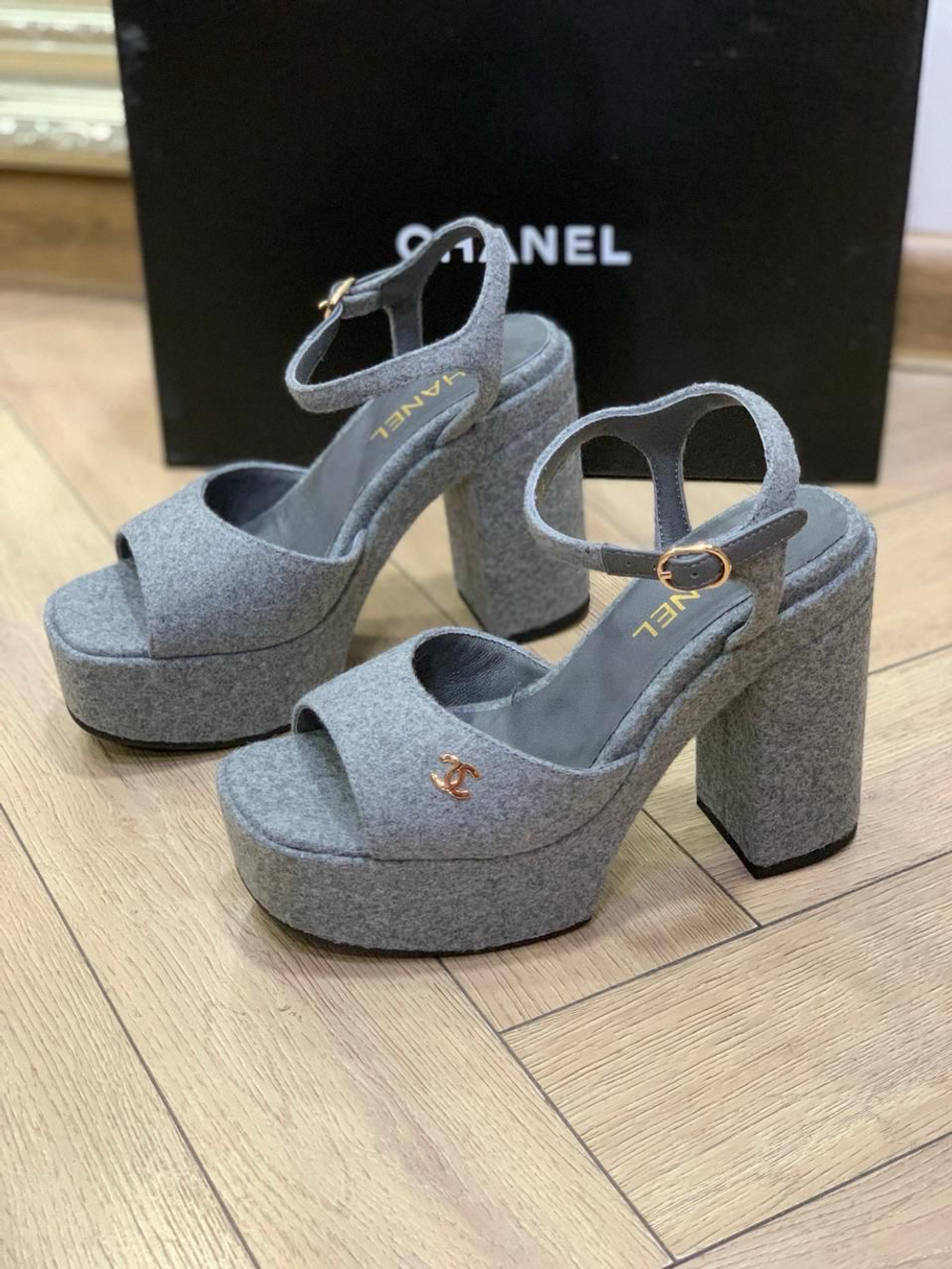 Босоножки Chanel