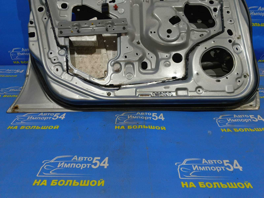 Дверь передняя левая NISSAN SUNNY 1999