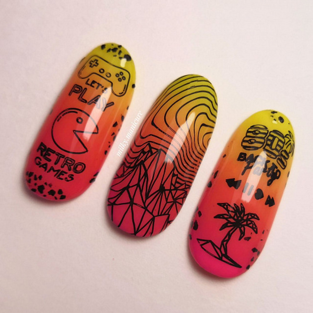 Пластина Swanky Stamping 076