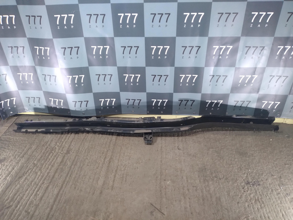 Лонжерон передний левый VW Transporter T5  Новый Оригинал 7E0803101C