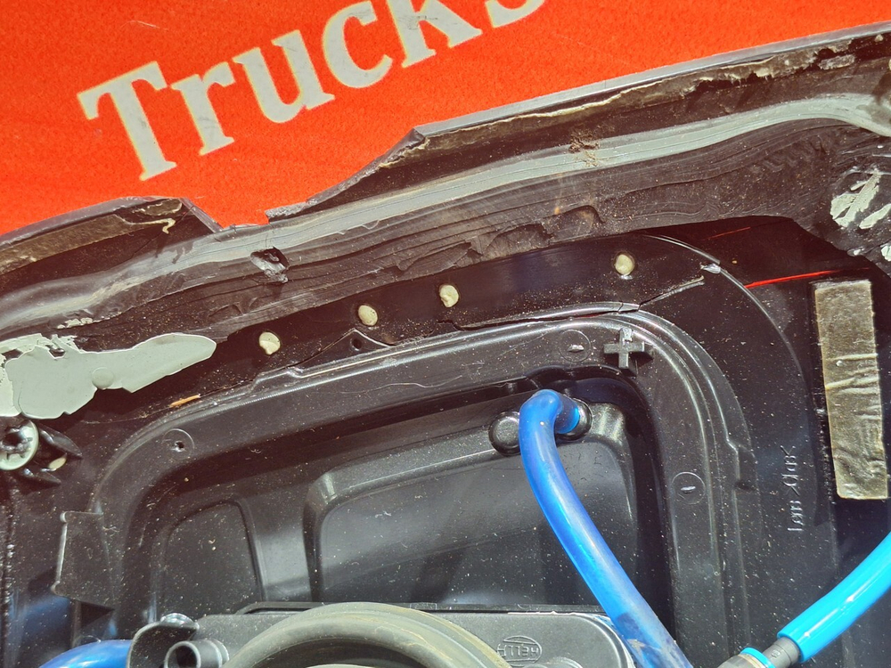 Фара противотуманная верхняя правая 2019г