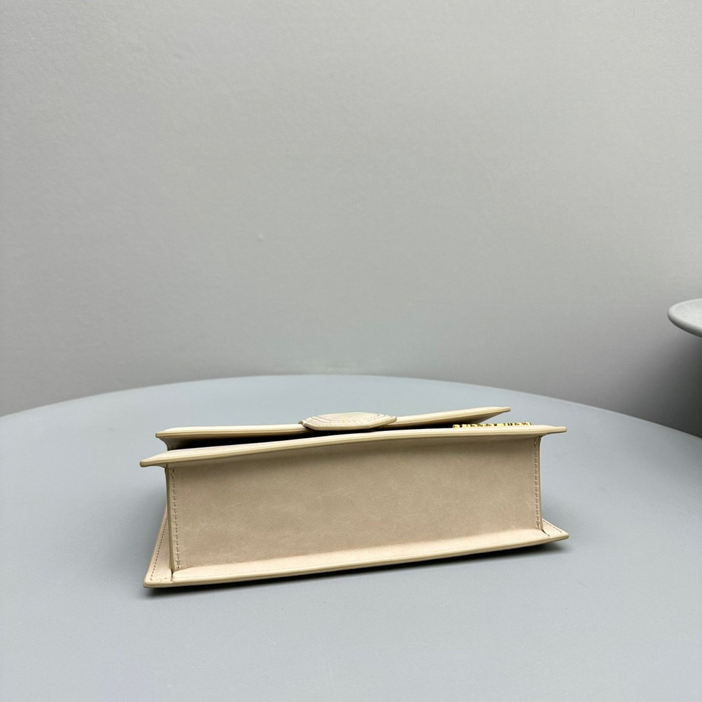 Jacquemus Le Grand Bambino 23 cm