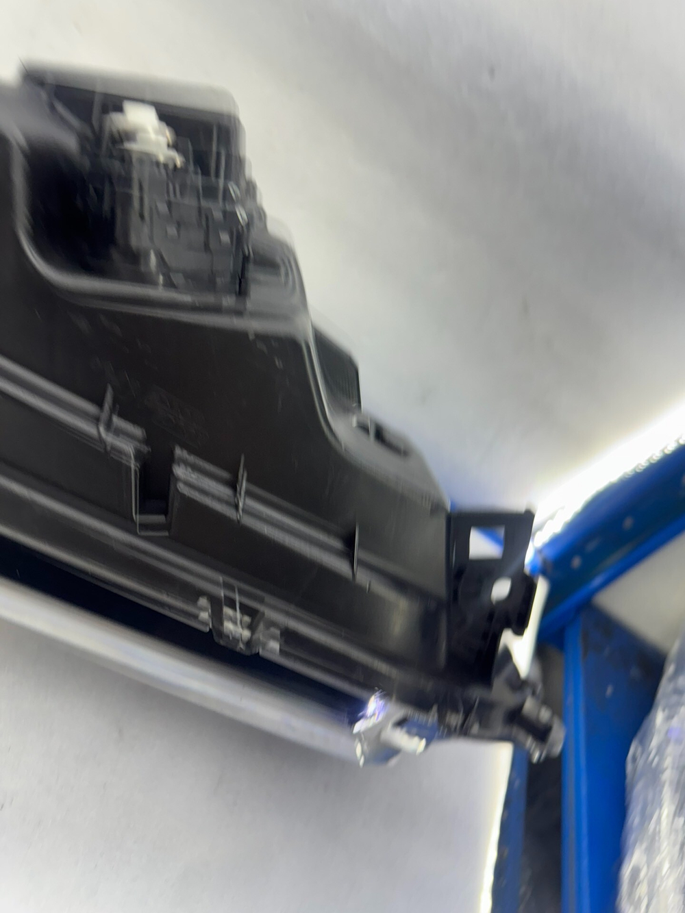 Блок LED-фары для Honda Avancier оригинал
