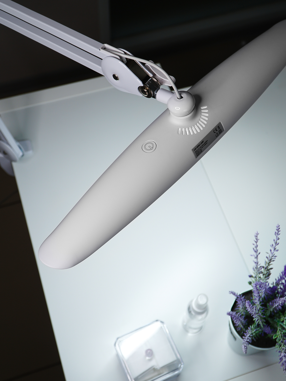 Лампа бестеневая настольная (улучшенное качество)