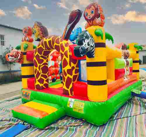 Коммерческий надувной батут «Сафари-экскурсия 3»,  4x3.5x2,5 м