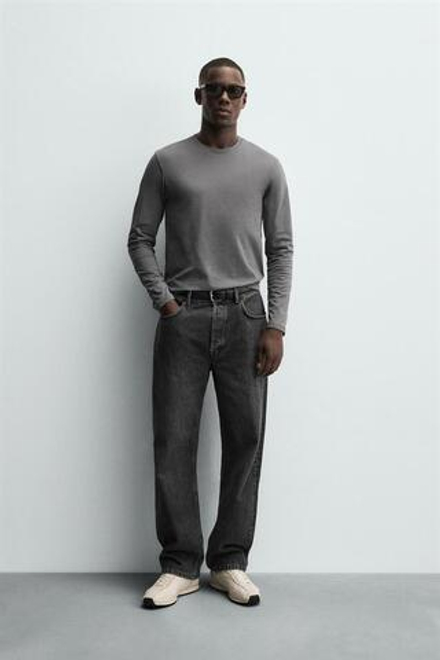 ZARA БАЗОВАЯ ФУТБОЛКА SLIM FIT, СЕРЫЙ