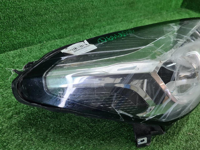 Битая Фара правая Chery Tiggo 7 Pro (2020-н.в.) LED