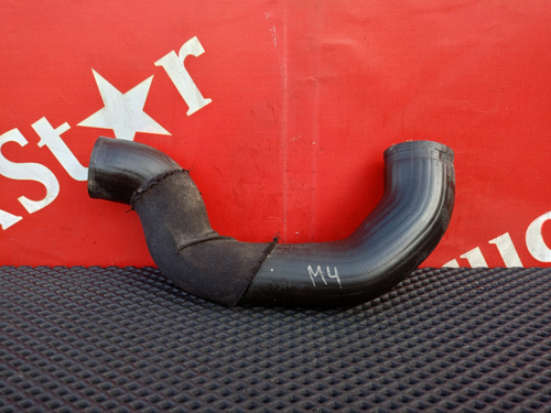 Патрубок радиатора