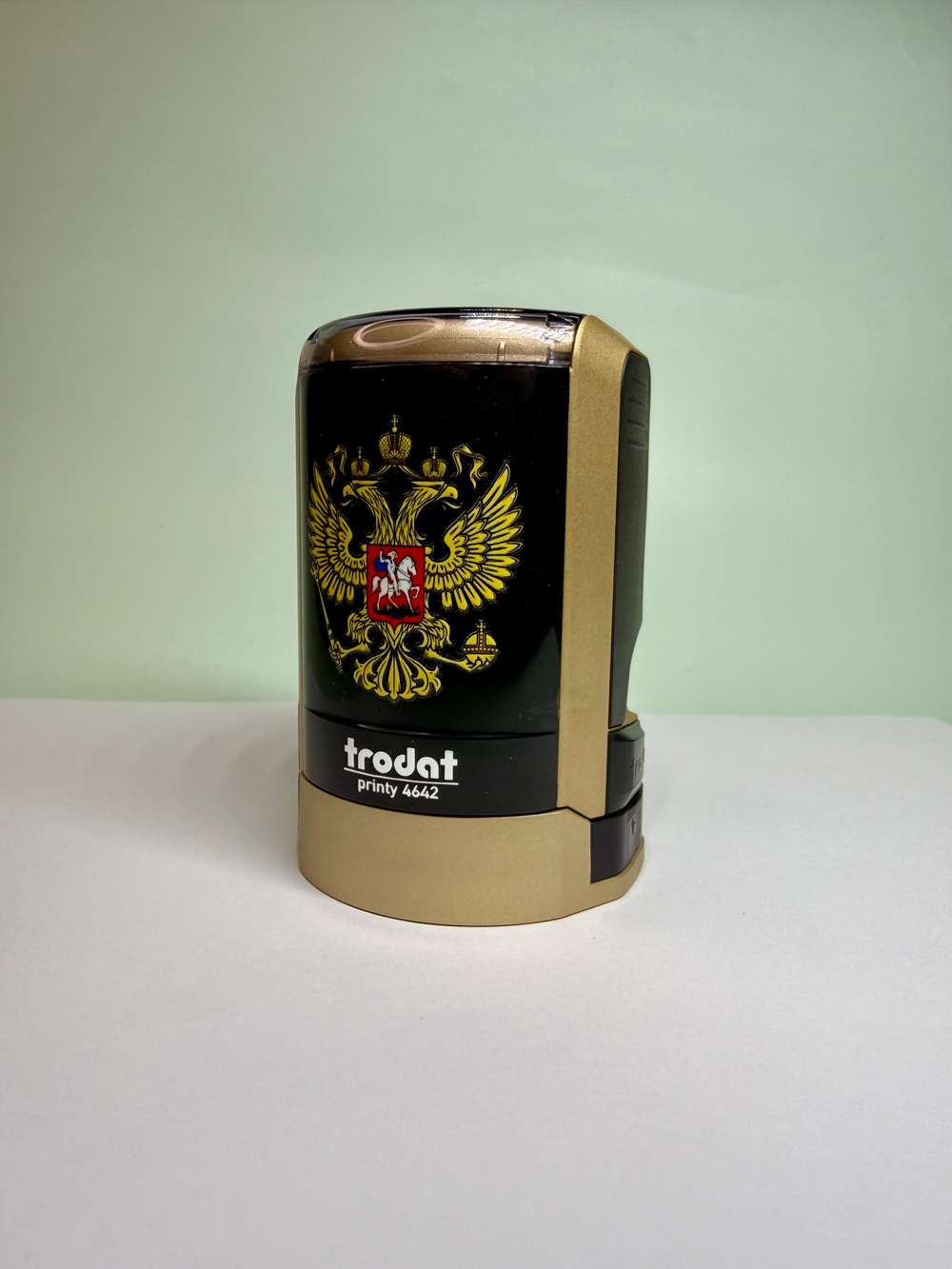 Trodat 4642 c Гербом РФ автоматическая оснастка диаметр 42мм