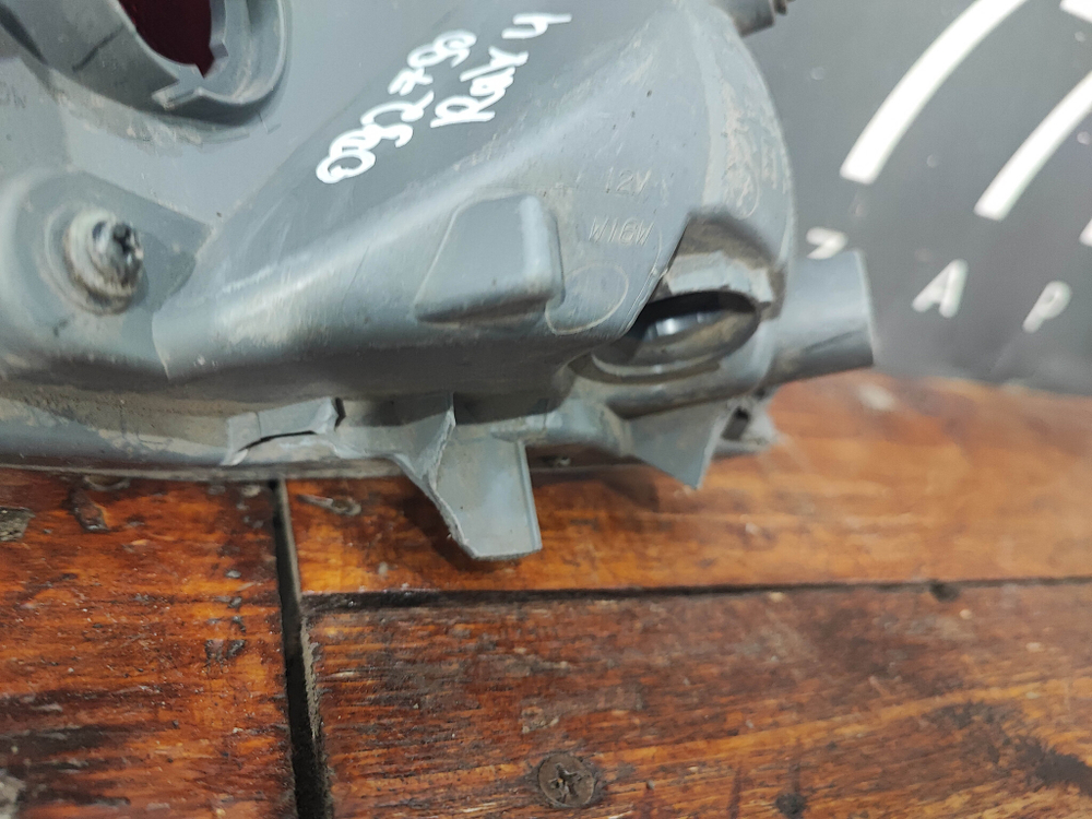 ПТФ задний левый Toyota RAV4 IV (XA40) 15-19 Б/У Оригинал 8149042060