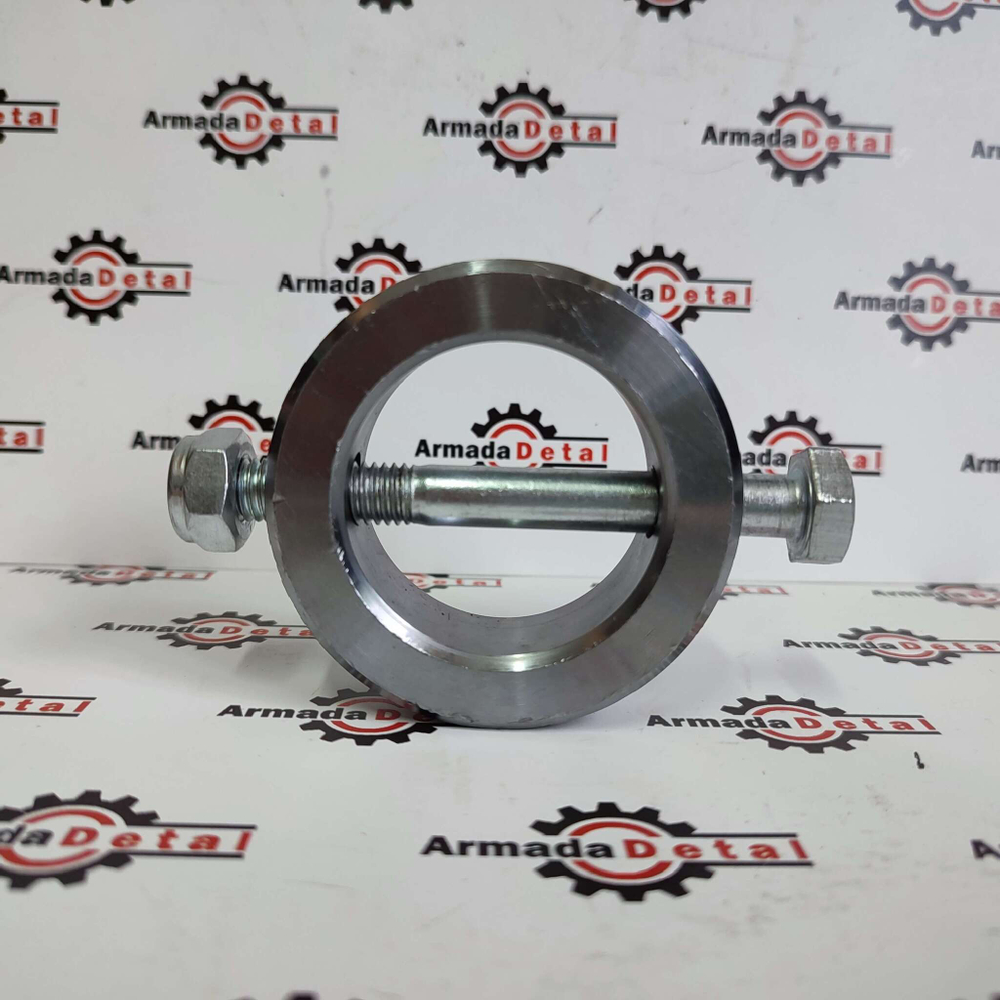 Стопор втулка ковшевого пальца + болт и гайка | 123/06668 + 1315/3417 + 1370/0303D | Aries