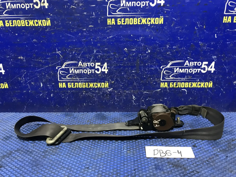 Ремень безопасности передний правый Honda INTEGRA 1996