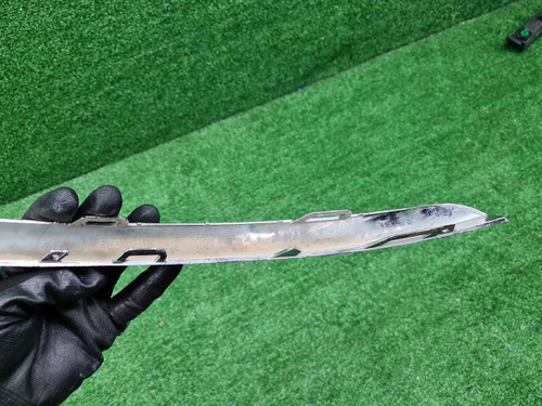 Молдинг бампера правый Mercedes C w205 (14-18) AMG