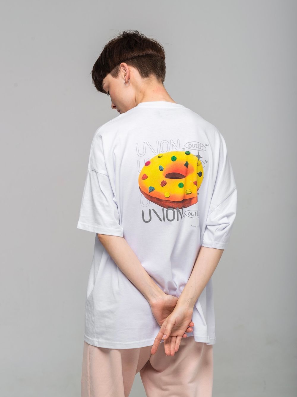 Футболка Union Outfit White Donut