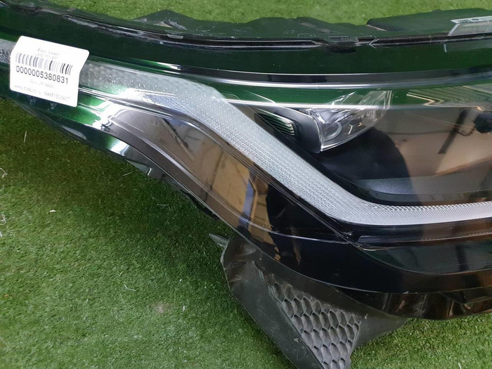Фара правая Range Rover Velar (2017-2023) LED