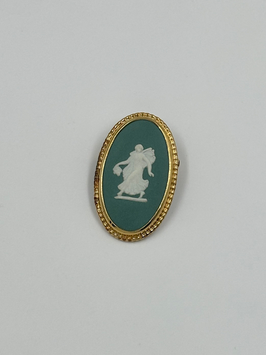 Брошь Wedgwood зелёная
