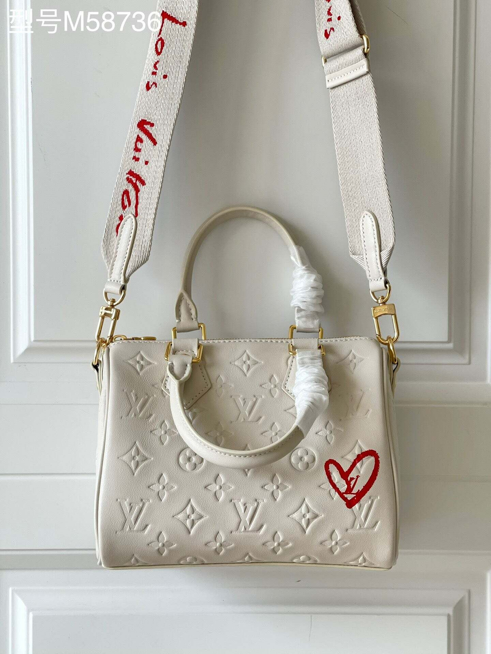 Louis Vuitton Speedy 22