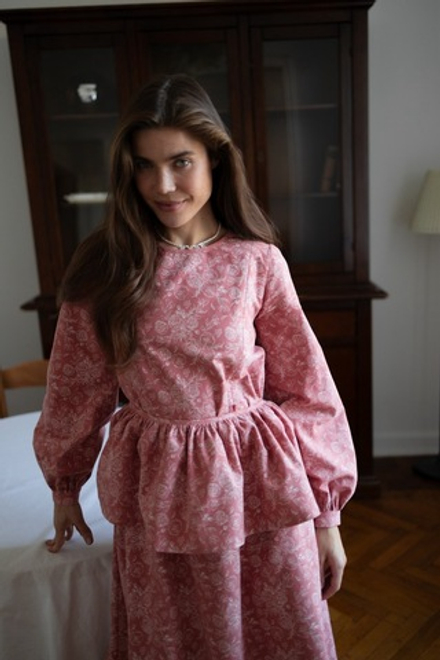 Платье Дафна из фланели для беременных и кормящих мам, Розовый с пионами