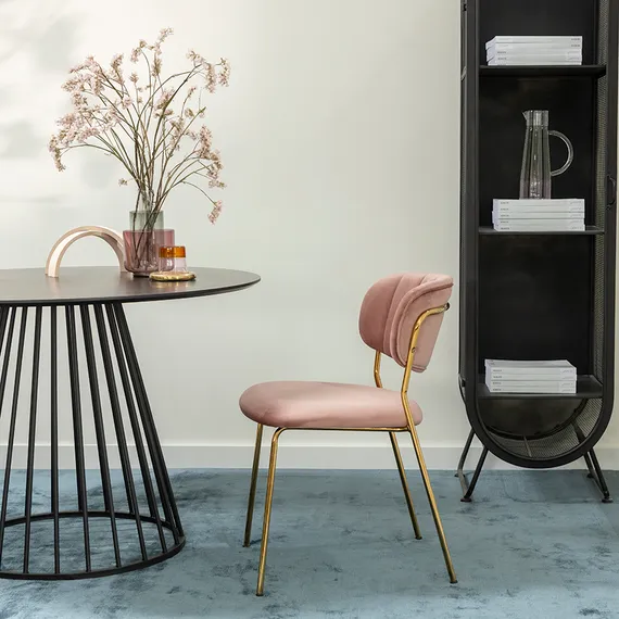 Стул Eirill, розовый велюр с золотыми ножками