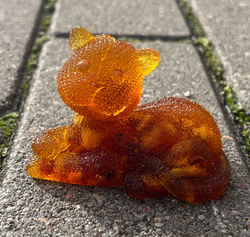 Кот вязаный отдыхает