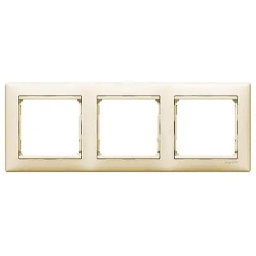 774353 Legrand Рамка трехместная слоновая кость Valena