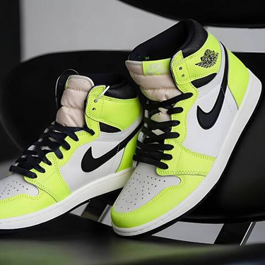 Nike Air Jordan 1 Retro High OG Visionaire