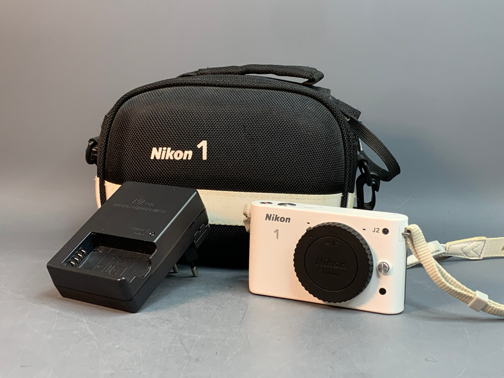 Nikon 1 J2 body 2.800 кадров