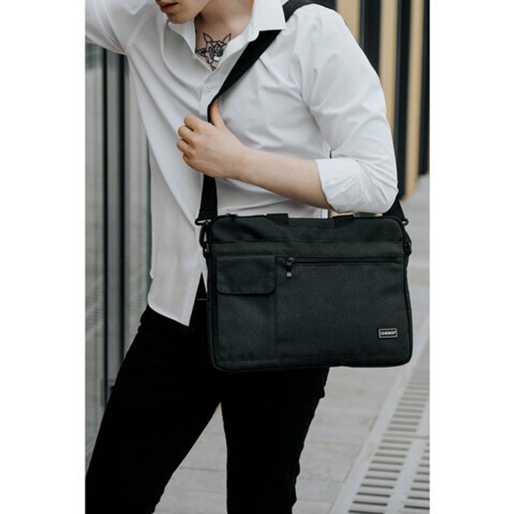 Сумка портфель HEIKKI NOVATION (ХЕЙКИ) с отделением для ноутбука 13-14", багажная лента, черная, 28х38х3 см, 272594