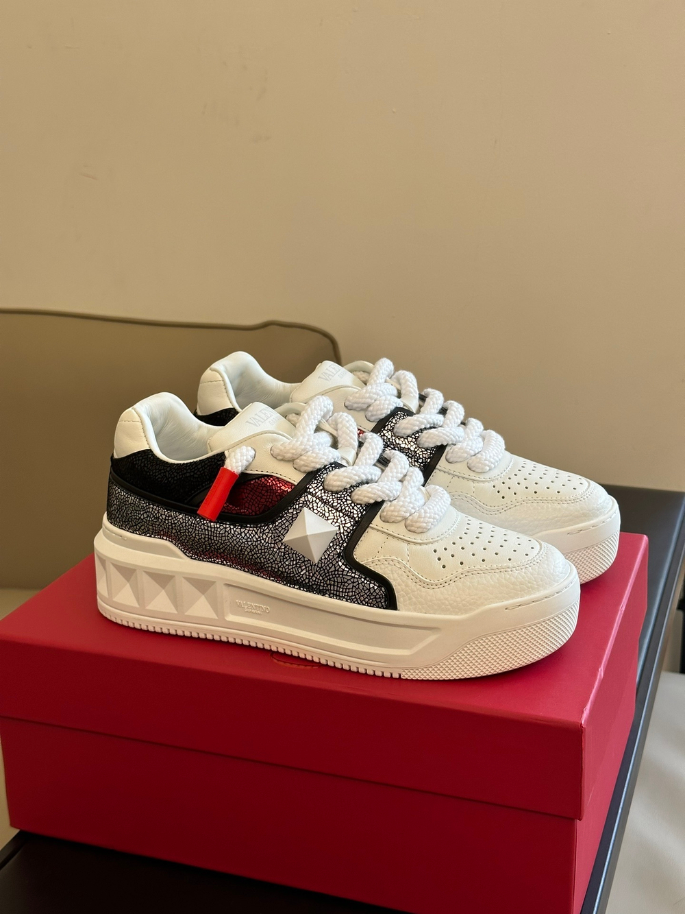 Valentino Garavani One Stud Sneaker