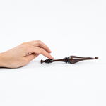 Деревянный крючок для вязания из древесины кедра 7 мм. K249