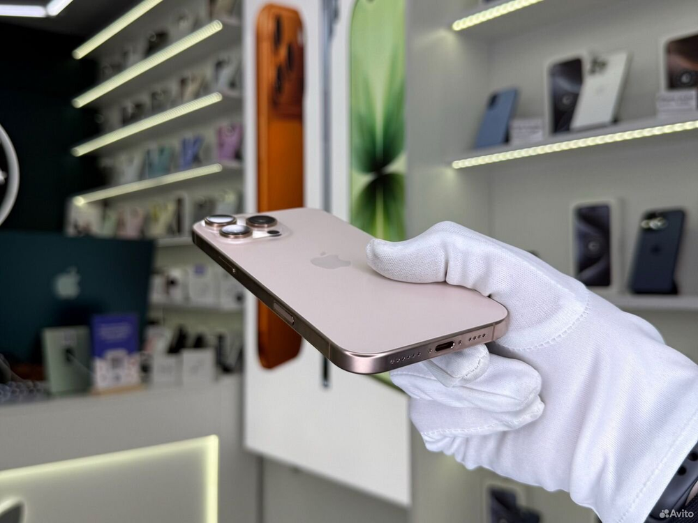 iPhone 16 Pro, 256 ГБ, SIM + eSIM б/у