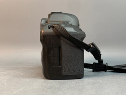 Canon EOS 5D Mark II + батарейный блок 11.500 кадров