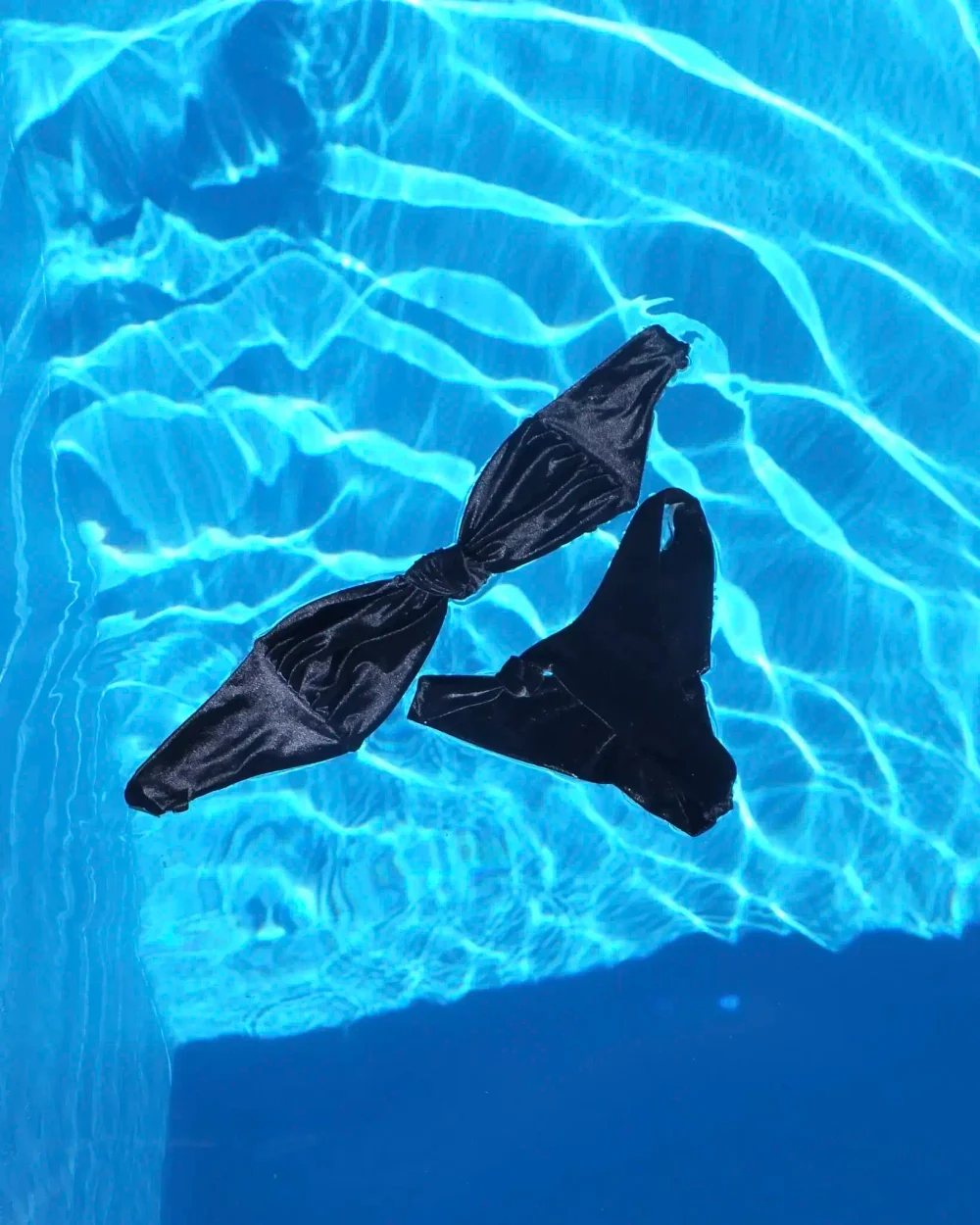 Лиф бандо с узлом бархатный черный