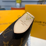Louis Vuitton Iena MM