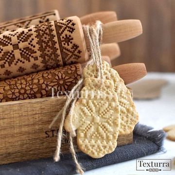 Малая скалка с узором Роза Сэльбу