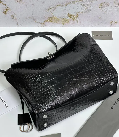 BALENCIAGA RODEO HANDBAG с крокодиловым тиснением, черная
