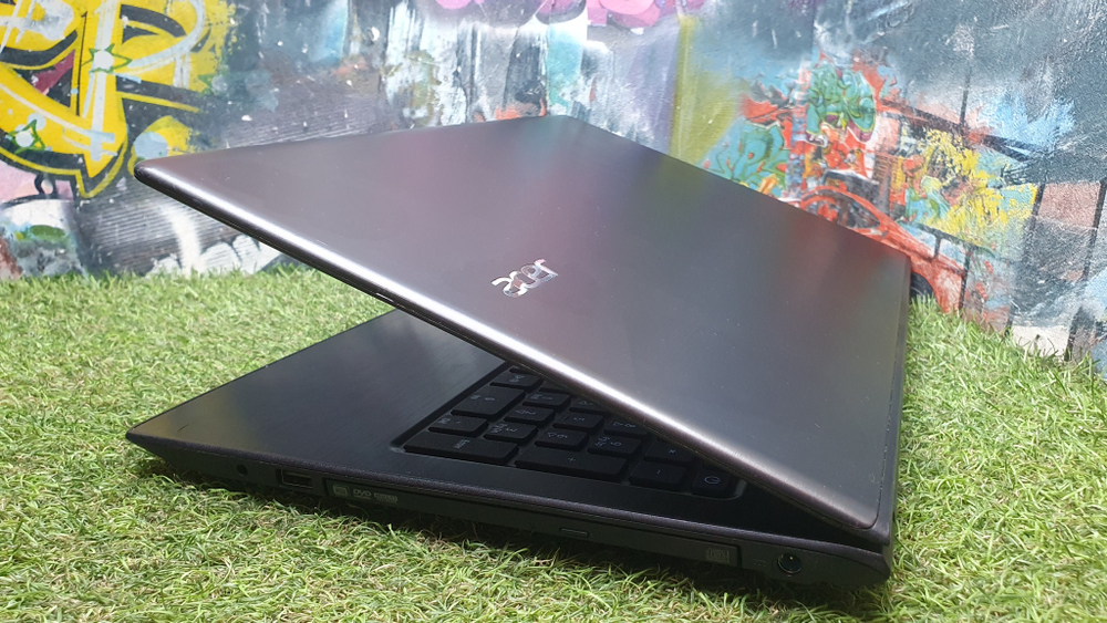 Ноутбук Acer i5-7/6Gb/GTX950M 2Gb/FHD/Aspire E5-575G-52BK/Windows 10