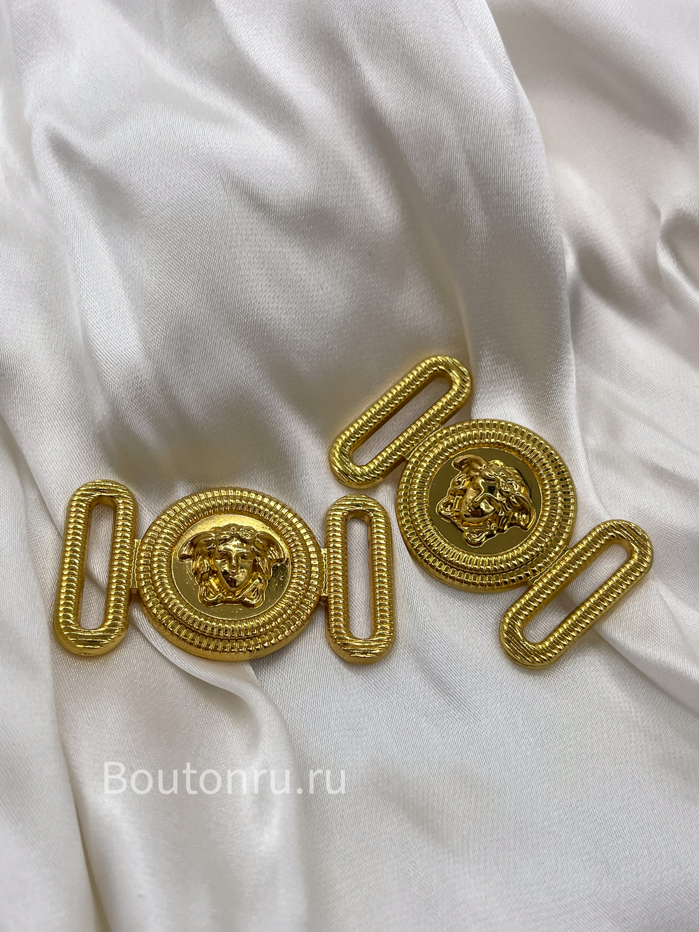 Декоративная пряжка Верс. золотистая