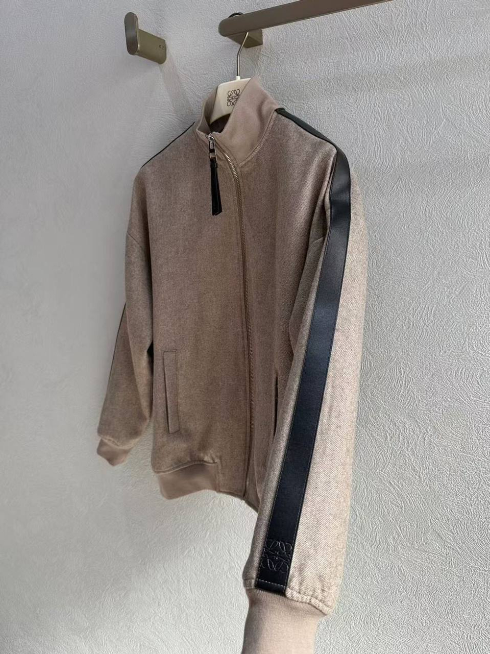 Кофта Loewe
