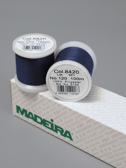 Нитки швейные Madeira aerofil №120 Col. 8420 темно-синий (100 м)