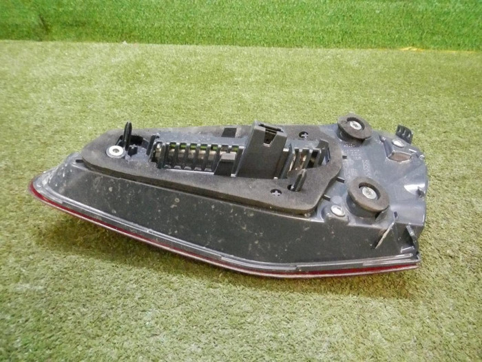 Фонарь левый внутренний BMW 6er G32 (2017-н.в.)