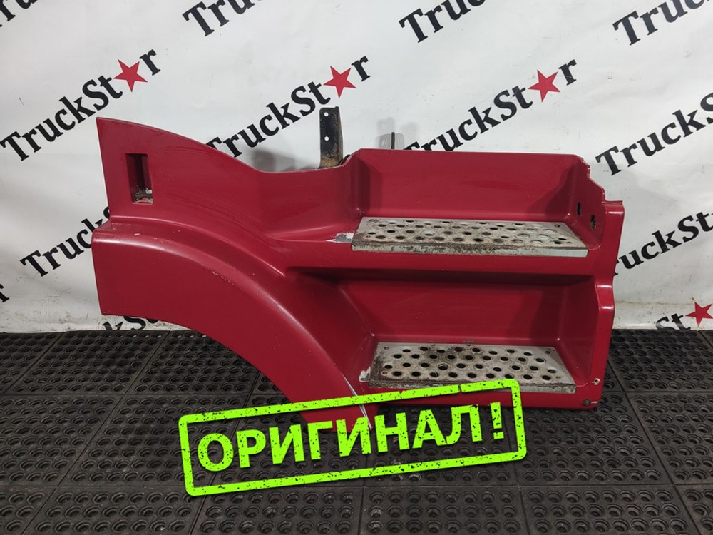 Корпус подножек правый