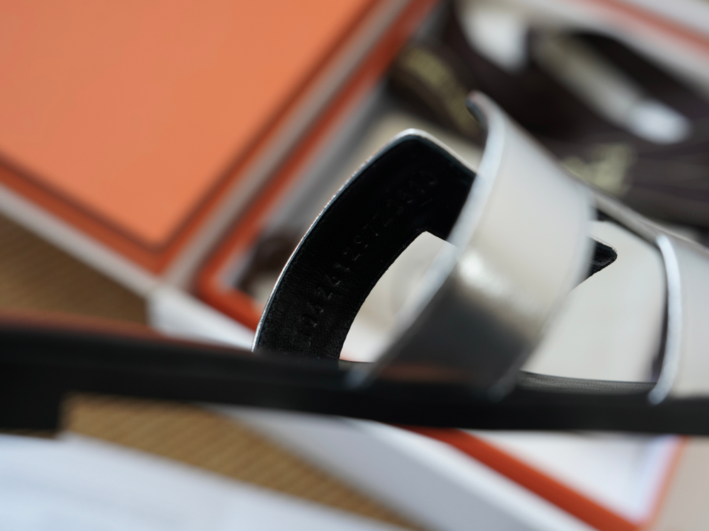 Шлепанцы из натуральной кожи