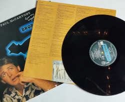 Винтажная виниловая пластинка LP Paul McCartney Give My Regards To Broad Street (Holland 1984)