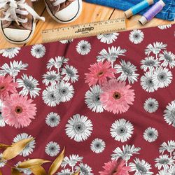 Ткань флис разноцветные хризантемы на красном фоне