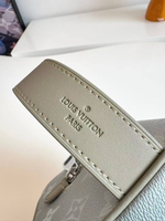 Несессер Louis Vuitton Dopp Kit