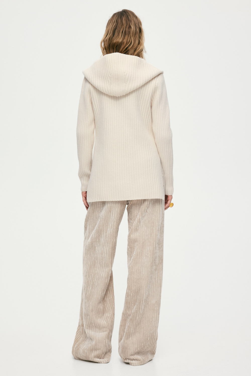 H&M Шерстяной свитер с капюшоном, кремовый