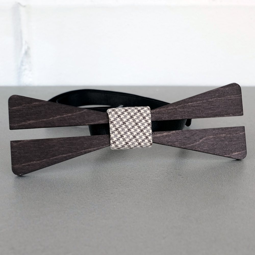 Деревянный галстук - бабочка