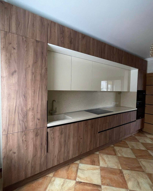 Кухня премиум «Лаконика» — сдержанная элегантность