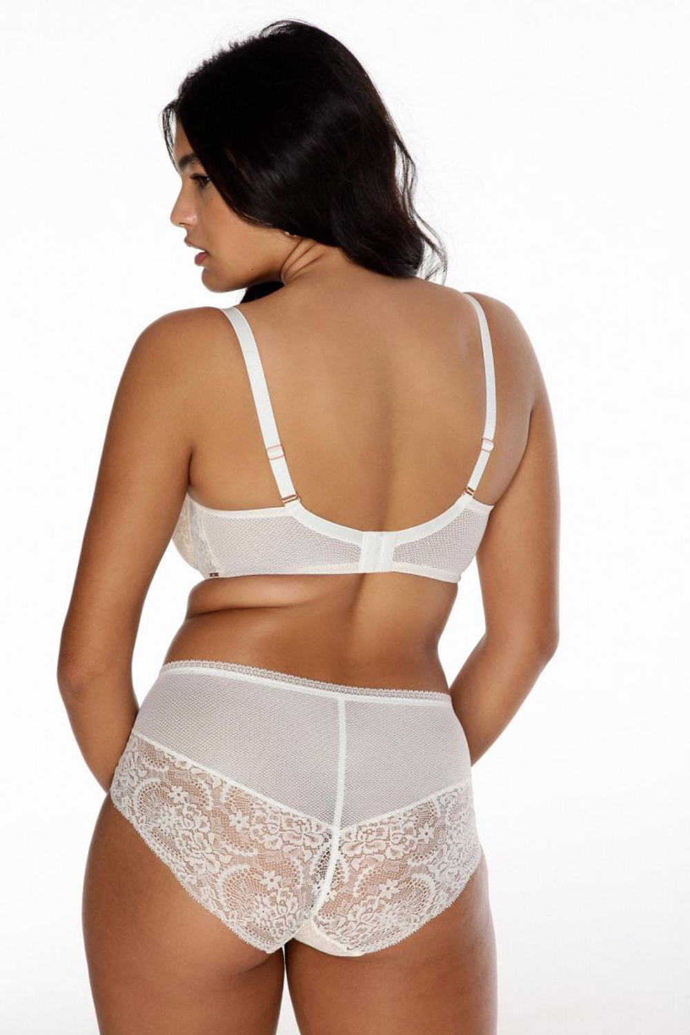 Бюстгальтер Fiore с чашками на тонком поролоне (Размер: 90D) (Цвет: молочный)